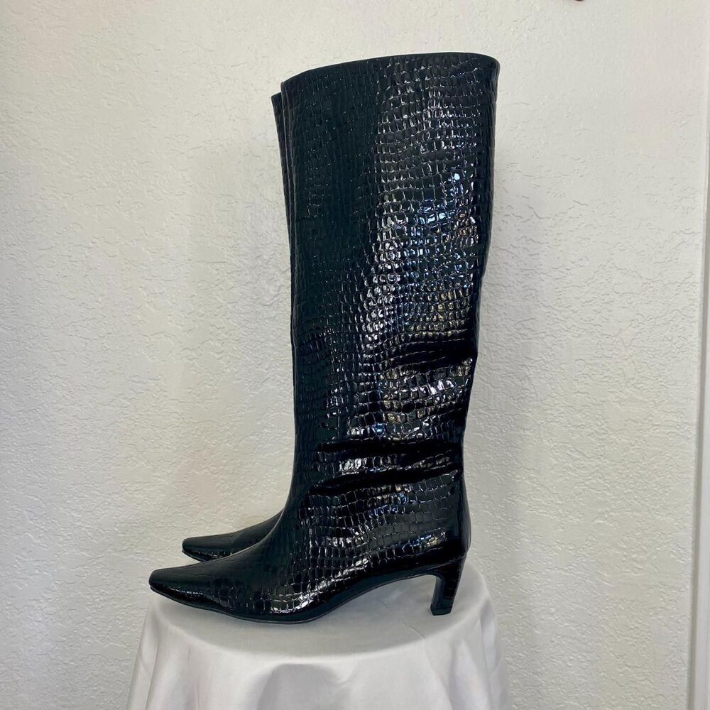 NEW Fashion Nova Black Croc Faux Leather Knee High Kitten Heel Boots US 7.5 - Picture 3 of 8